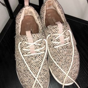 TOMS tennis shoes